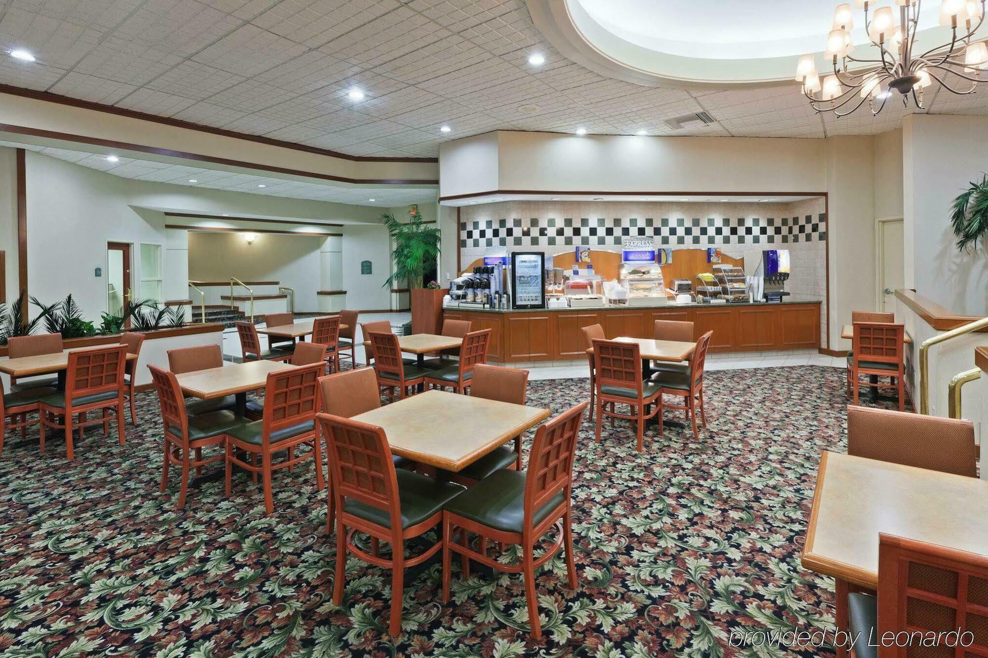 Comfort Inn & Suites Plano East מסעדה תמונה